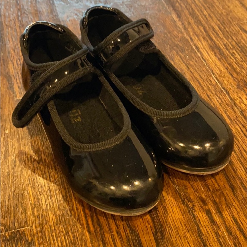Little girls tap shoes size 8